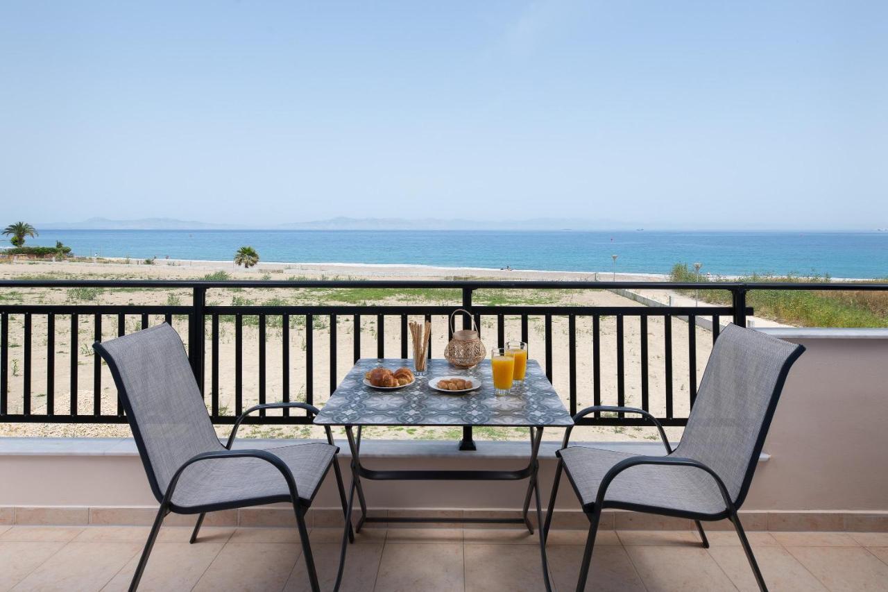 White&Blue Luxury Suites Jaliszósz Kültér fotó