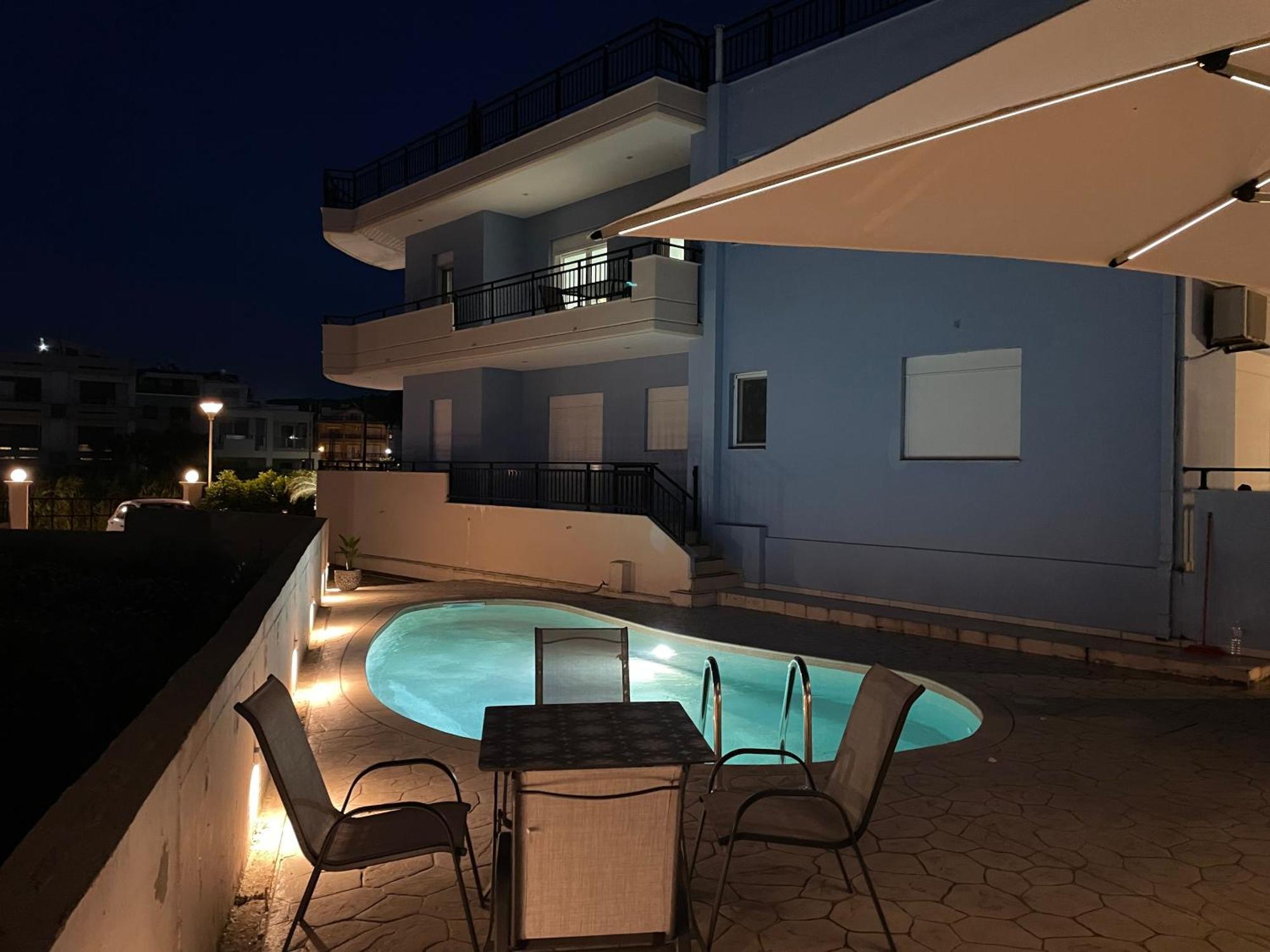 White&Blue Luxury Suites Jaliszósz Kültér fotó